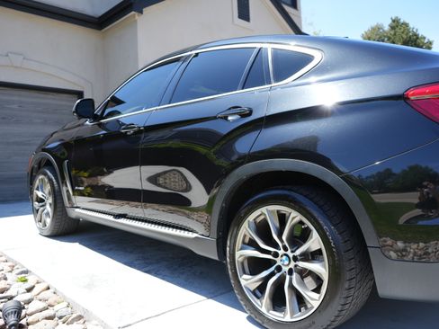 Used 2017 BMW X6 xDrive50i AWD/4WD image 13