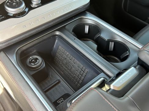 Used 2025 Ford Expedition Max Active RWD image 15