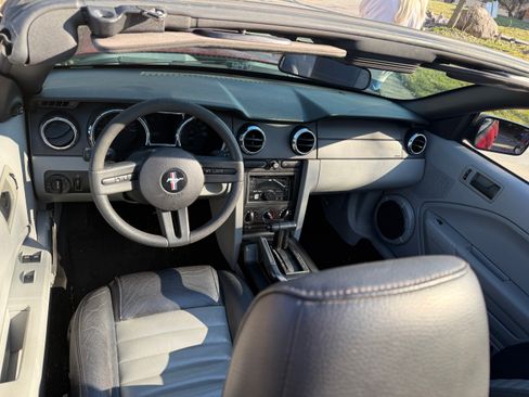 Used 2007 Ford Mustang GT Premium image 13