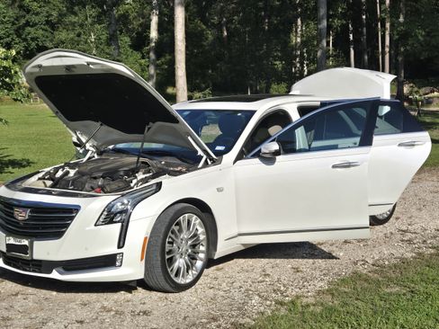 Used 2018 Cadillac CT6 Premium Luxury w/ Super Cruise Package image 4