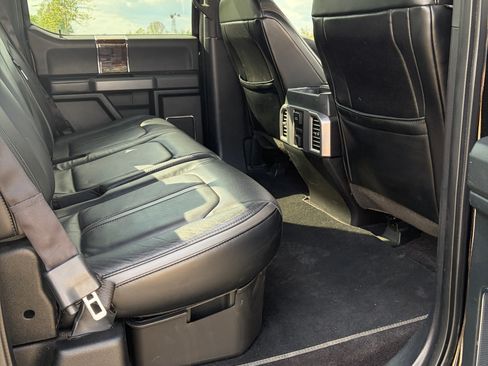 Used 2015 Ford F150 Platinum AWD/4WD image 10