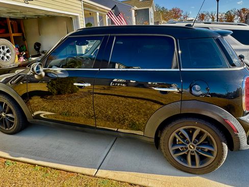 Used 2012 MINI Cooper Countryman S FWD image 1