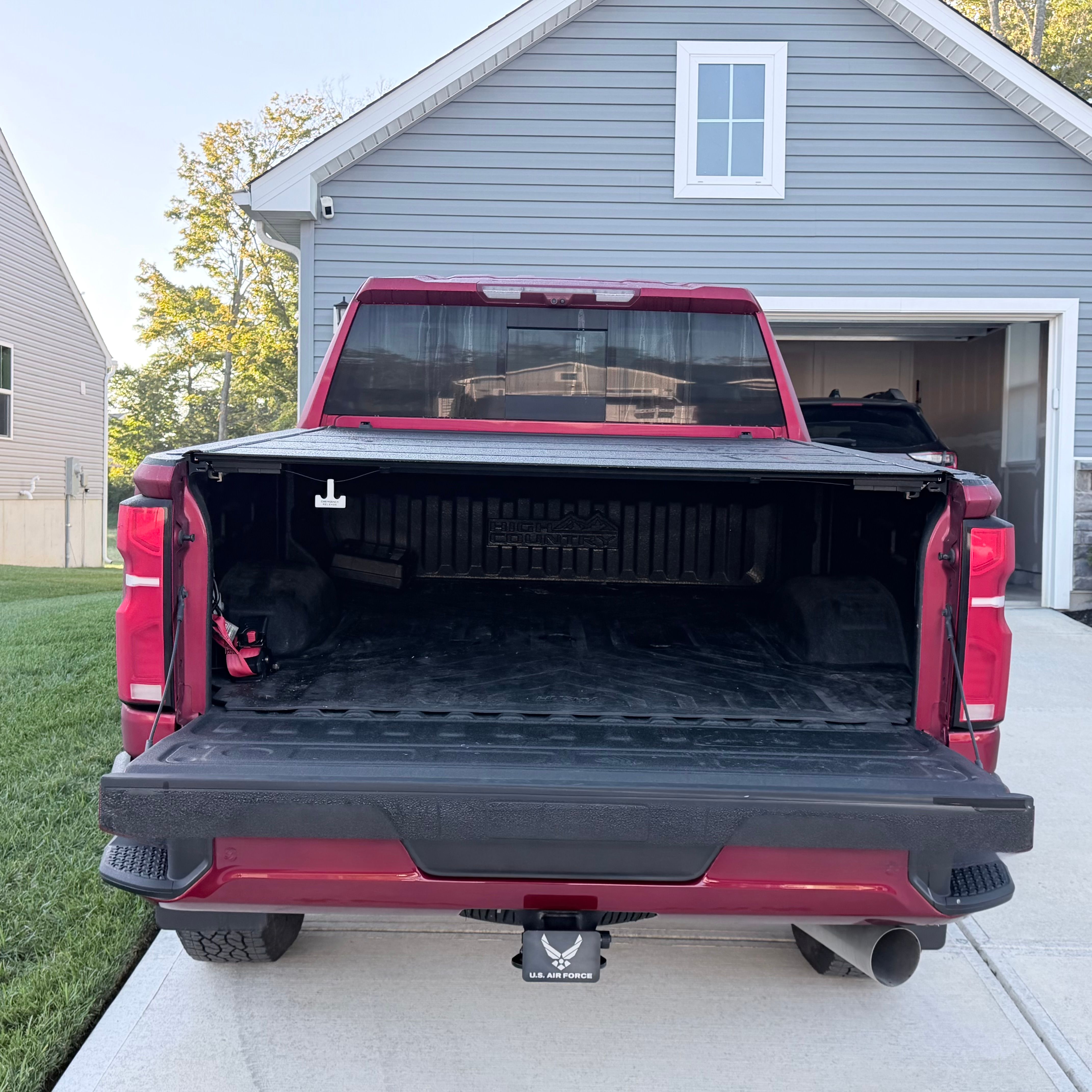 Used 2024 Chevrolet Silverado 3500 High Country w/ High Country Premium Package AWD/4WD image 10