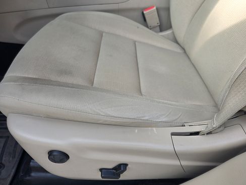 Used 2014 Jeep Grand Cherokee Laredo w/ 18" Wheel & 8.4" Radio Group image 20