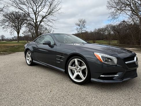 Used 2013 Mercedes-Benz SL 550 image 14