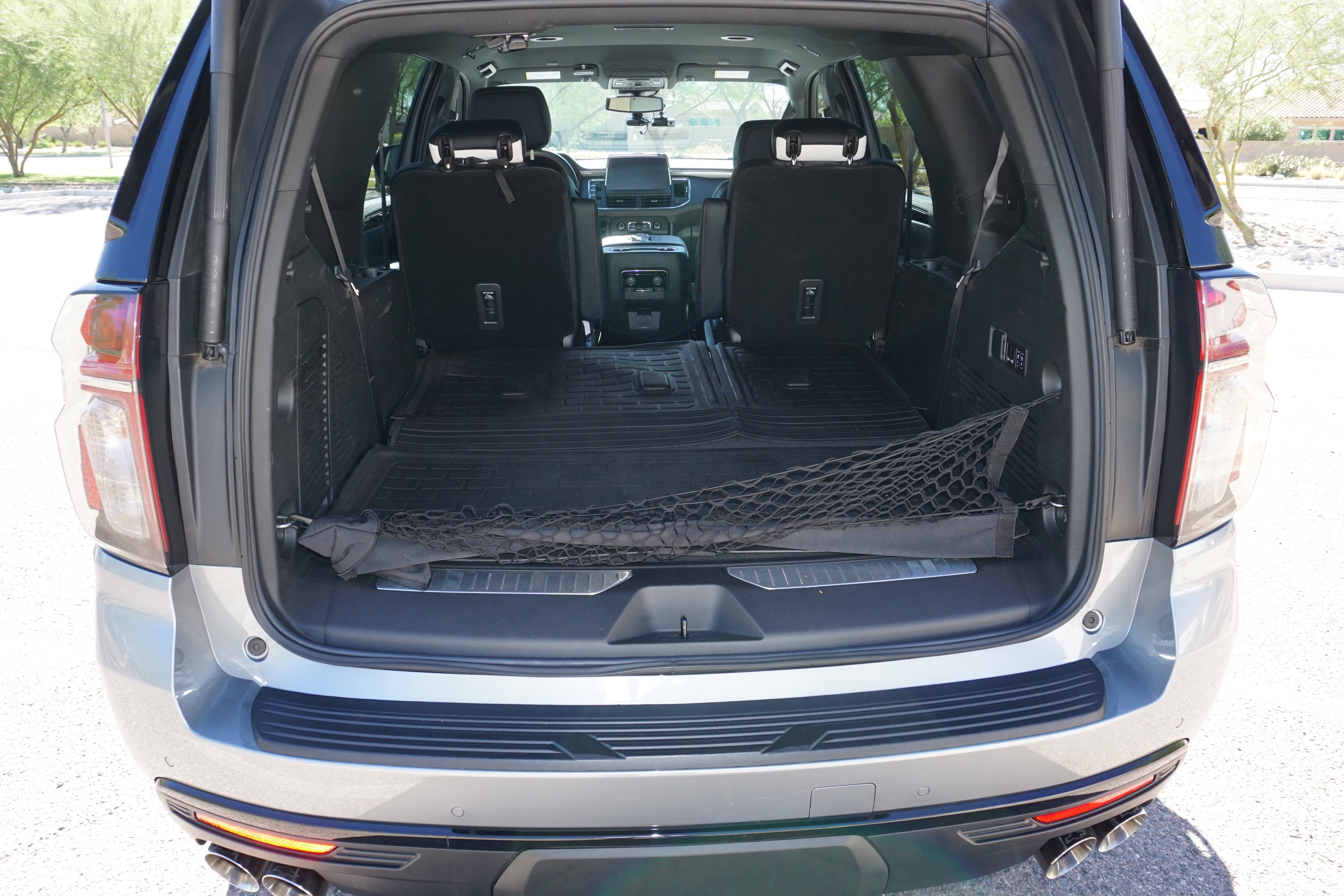 Used 2023 Chevrolet Tahoe RST w/ RST Performance Edition AWD/4WD image 17