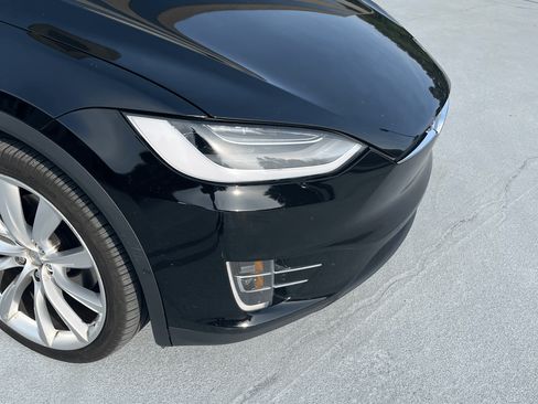 Used 2016 Tesla Model X Performance image 13