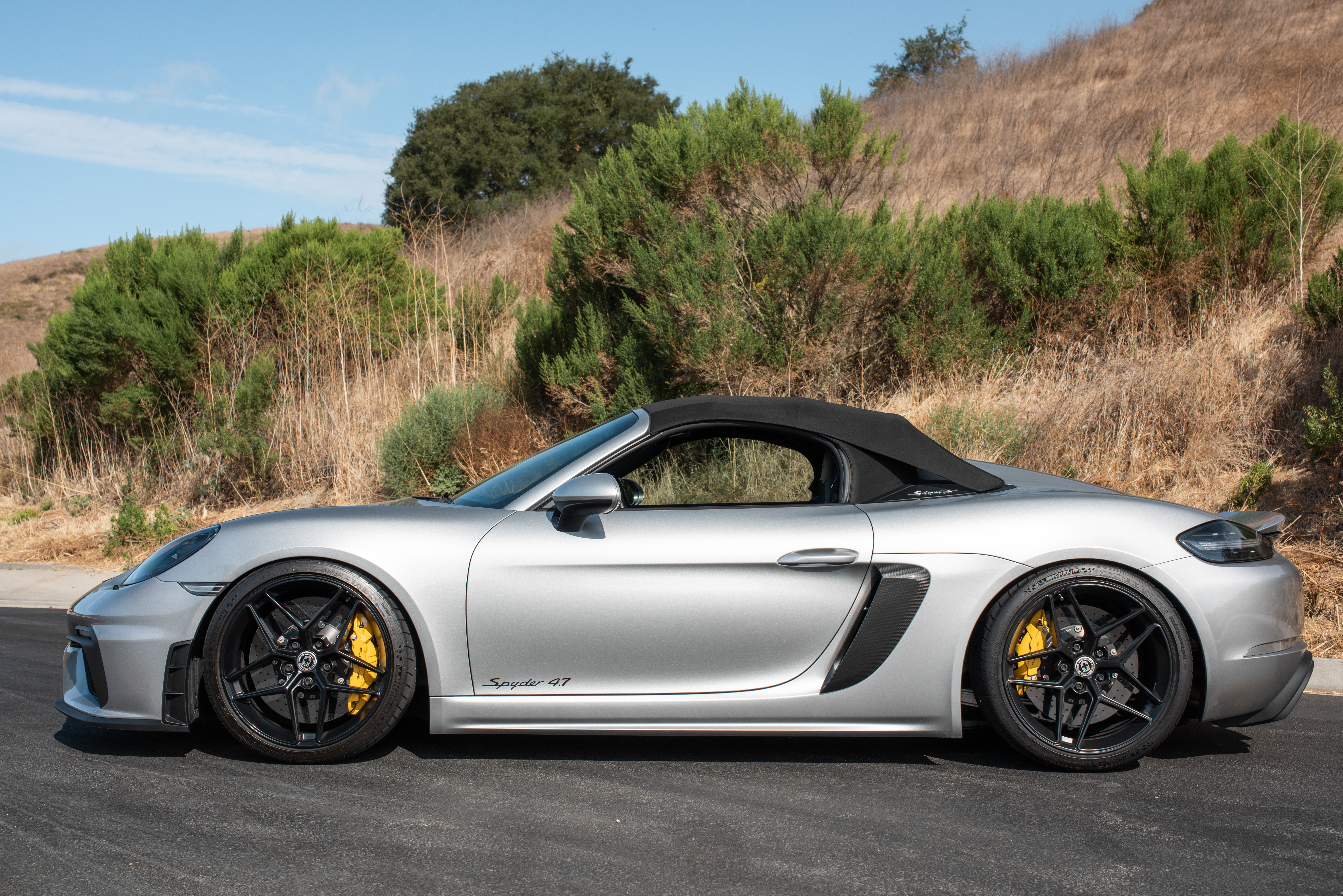 Used 2021 Porsche 718 Boxster Spyder RWD image 5