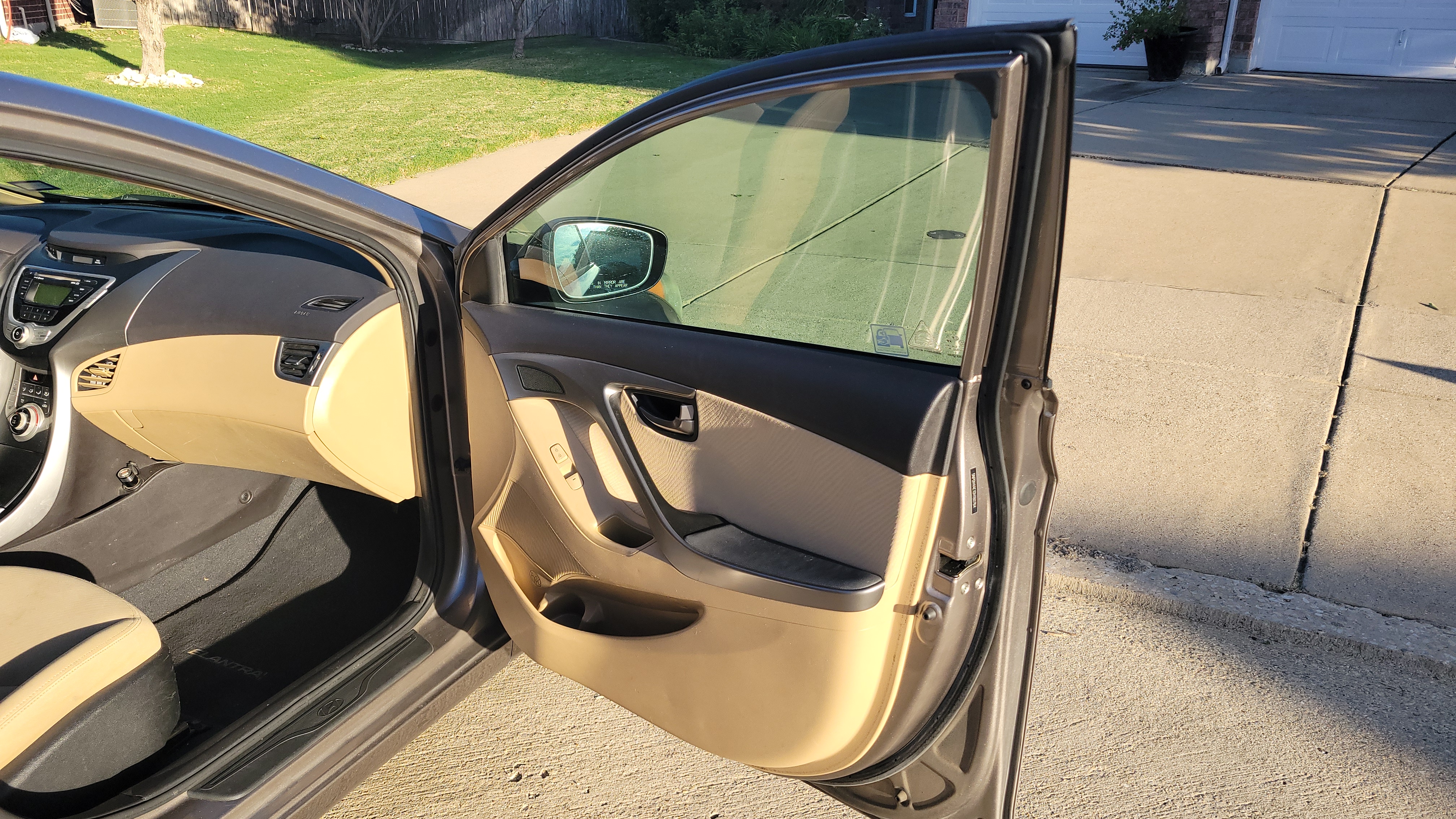 Used 2013 Hyundai Elantra GLS w/ Preferred Pkg FWD image 15