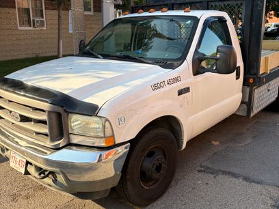 Used 2004 Ford F350 2WD Regular Cab DRW Super Duty