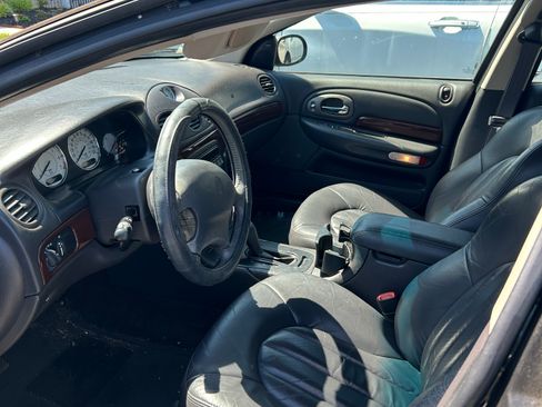 Used 2000 Chrysler 300M FWD image 5