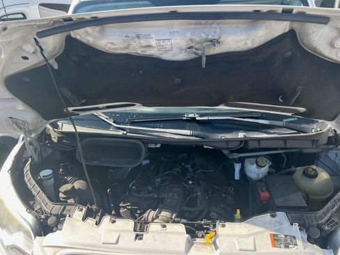 Used 2016 Ford Transit 350 XLT image 4