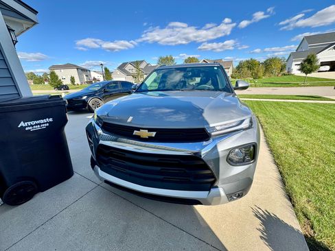 Used 2023 Chevrolet TrailBlazer LT w/ Convenience Package image 11