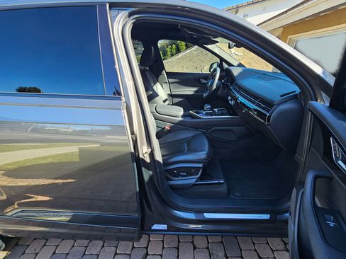 Used 2019 Audi Q7 3.0T Prestige w/ Prestige Package image 20