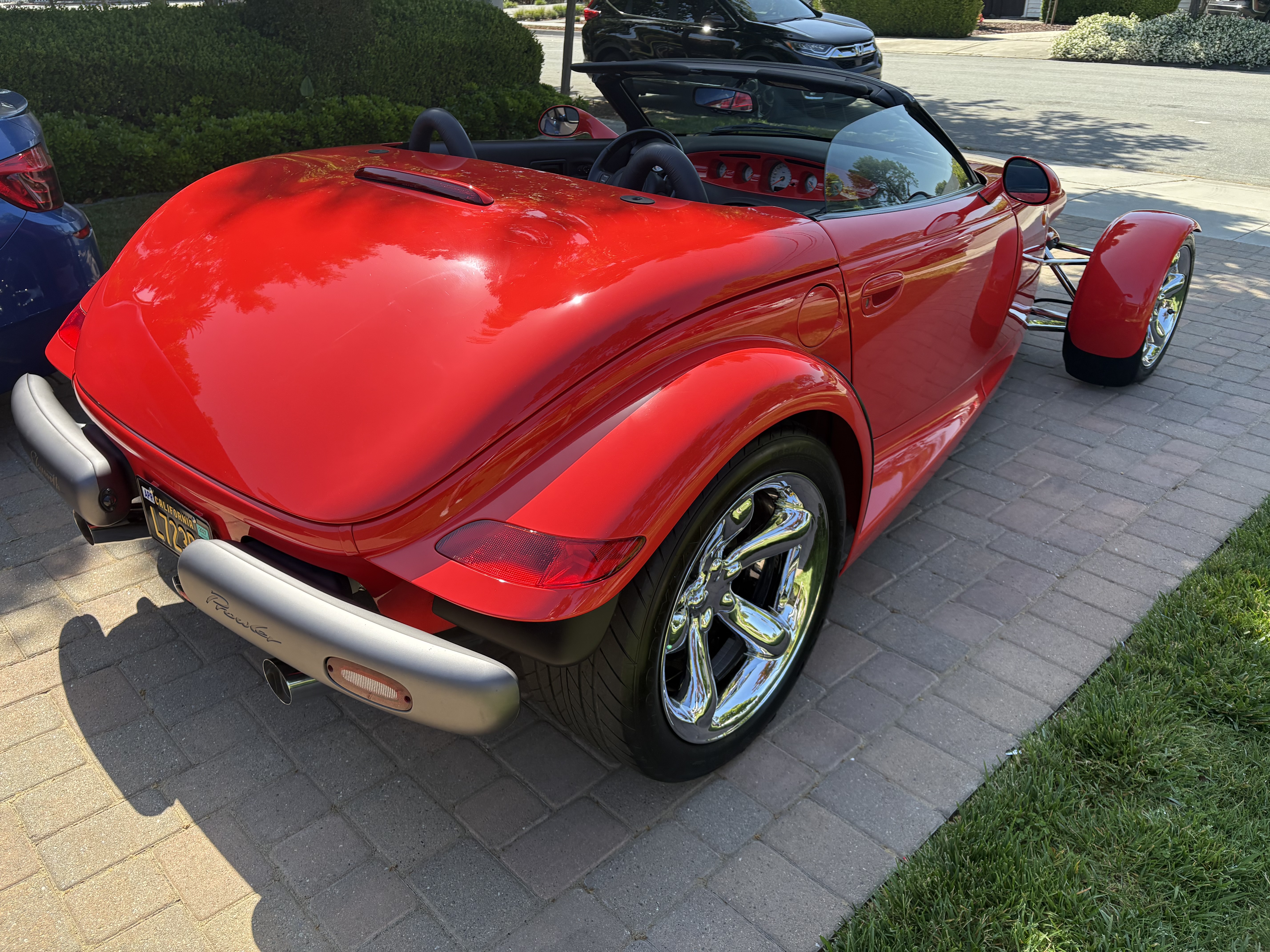 Used 1999 Plymouth Prowler RWD image 15
