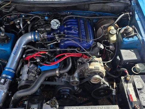 Used 1995 Ford Mustang Coupe image 8