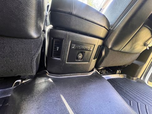 Used 2014 RAM 2500 Limited image 21