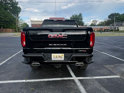 Used 2024 GMC Sierra 1500 AT4 AWD/4WD image 16