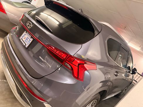 Used 2023 Hyundai Santa Fe Limited image 2