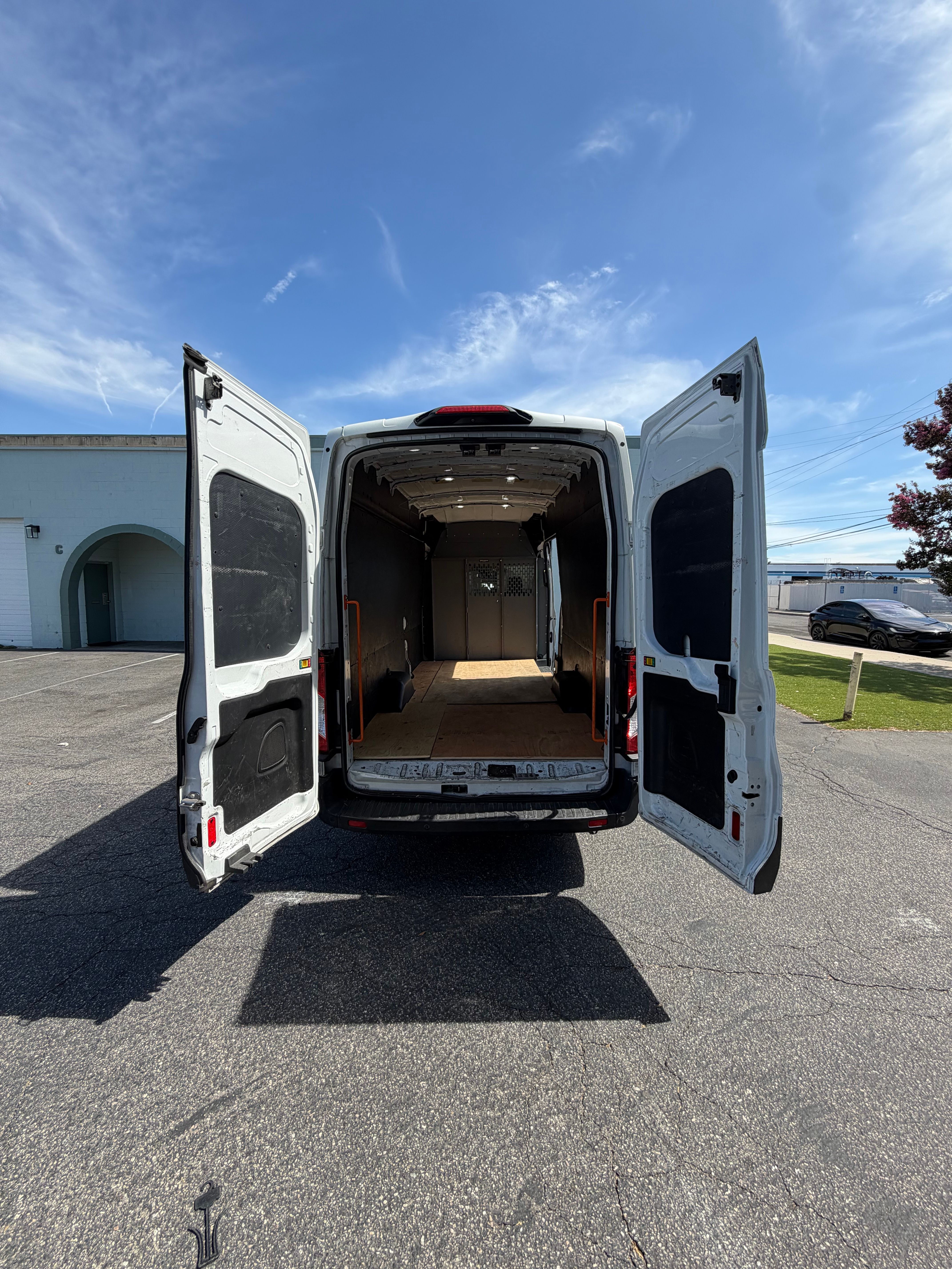 Used 2019 Ford Transit 350 148 High Roof Extended RWD image 9