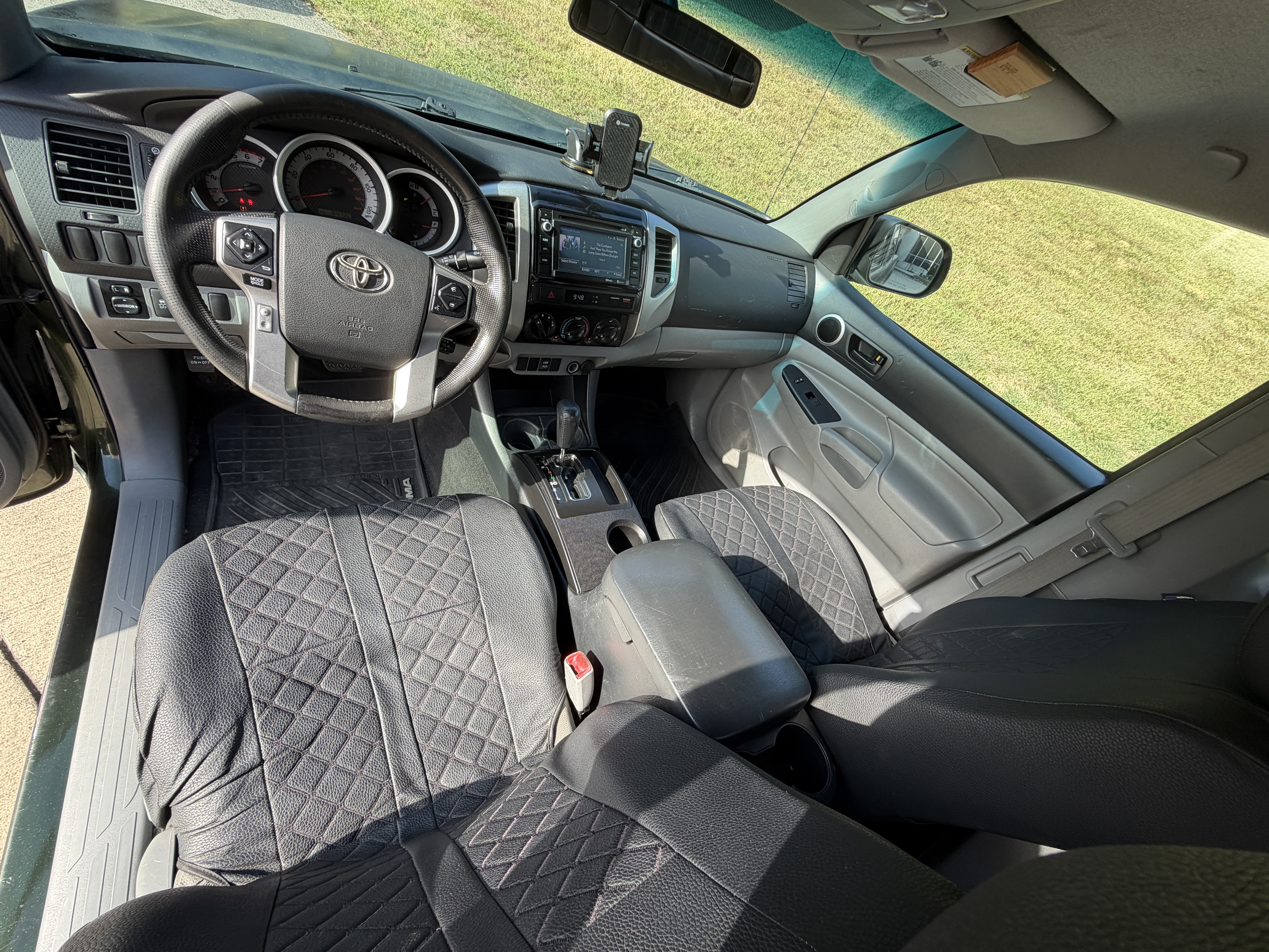 Used 2014 Toyota Tacoma 2WD Access Cab w/ SR5 Package image 11