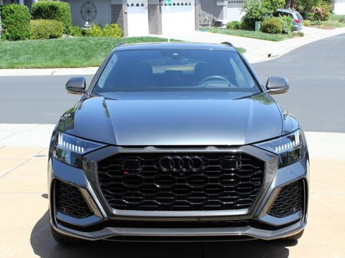 Used 2021 Audi RS Q8 Sport Utility 4D image 6