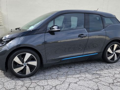 Used 2015 BMW i3 w/ Range Extender image 2