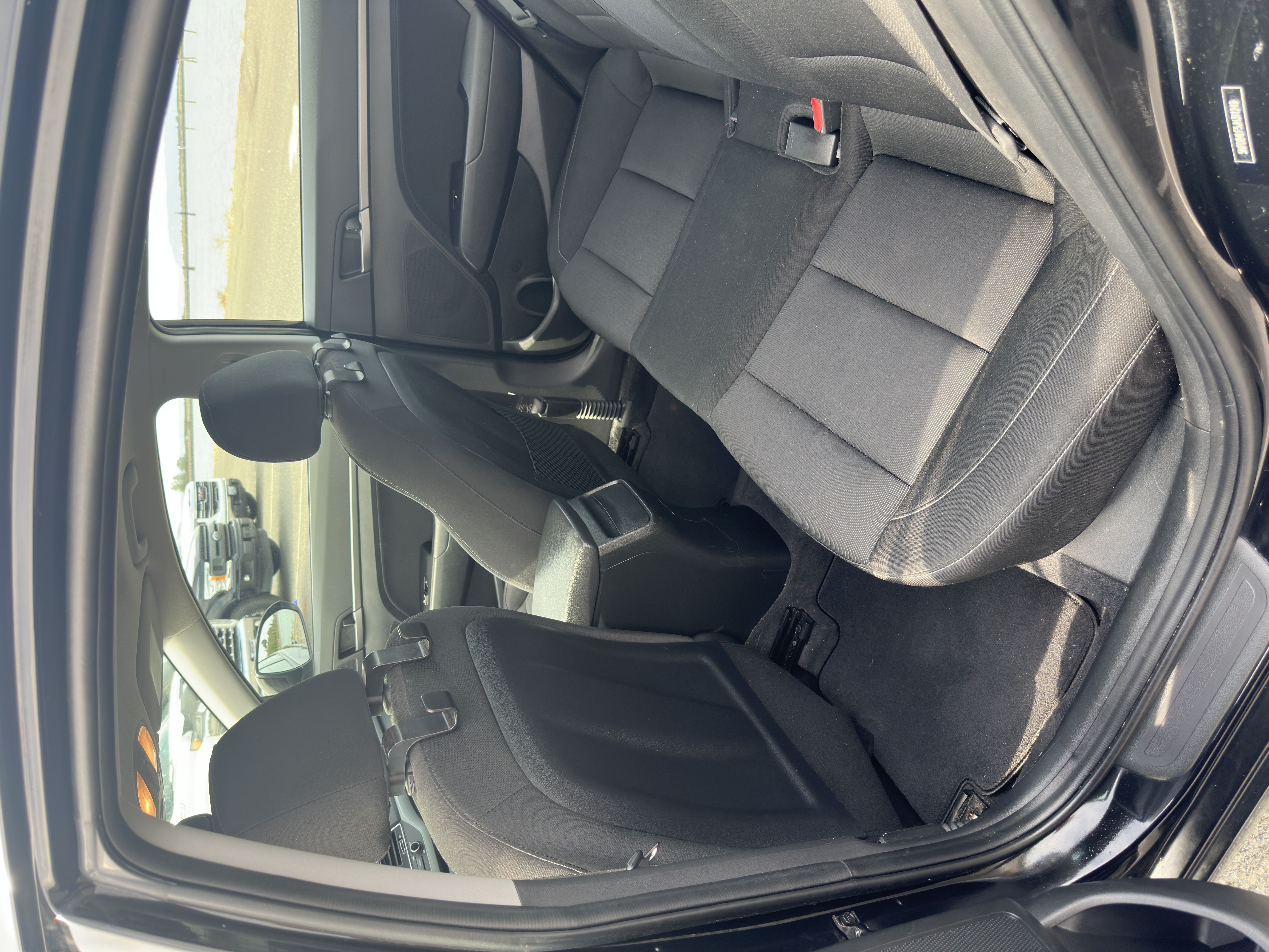 Used 2018 Hyundai Elantra Value Edition FWD image 8