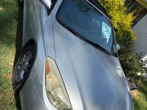 Used 2007 Toyota Solara SLE image 1