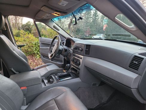 Used 2007 Jeep Grand Cherokee Laredo image 5