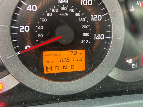 Used 2007 Toyota RAV4 Limited FWD image 13
