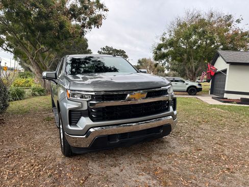 Used 2023 Chevrolet Silverado 1500 LT w/ Protection Package image 2