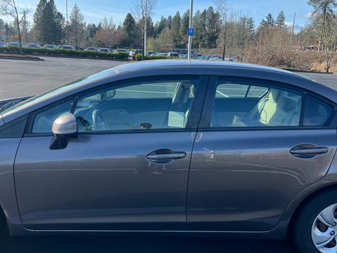 Used 2013 Honda Civic LX image 6