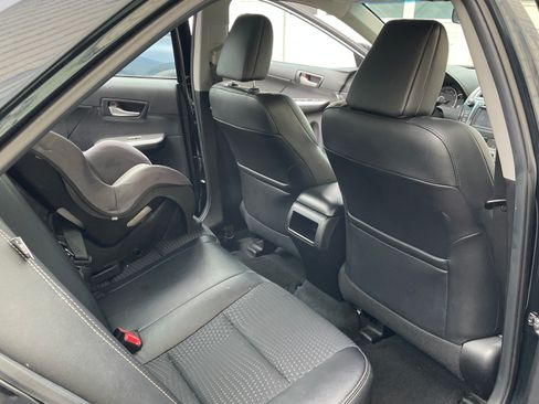 Used 2013 Toyota Camry SE image 14