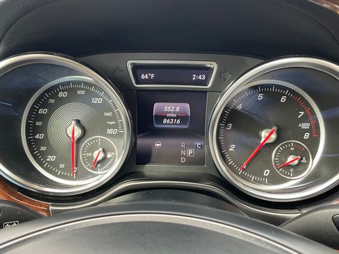 Used 2019 Mercedes-Benz GLS 550 4MATIC image 18