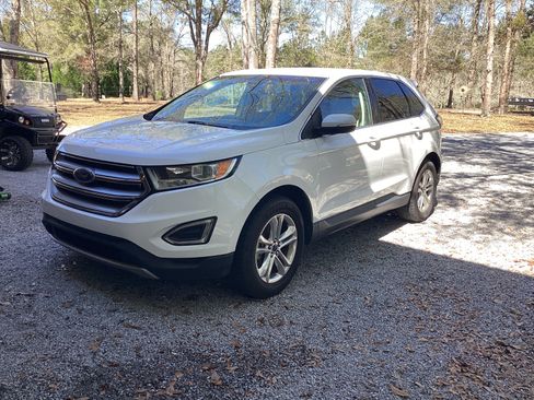 Used 2016 Ford Edge SEL w/ Equipment Group 201A image 2