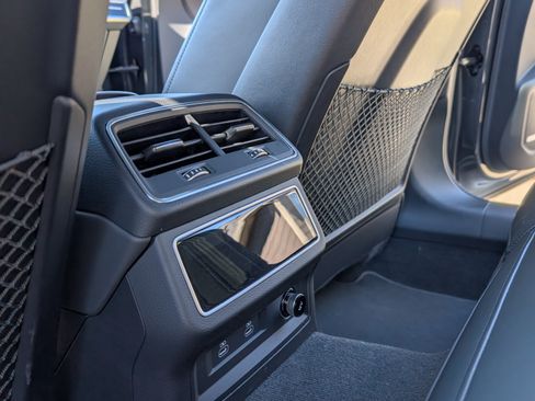 Used 2022 Audi A6 3.0T allroad Prestige image 21