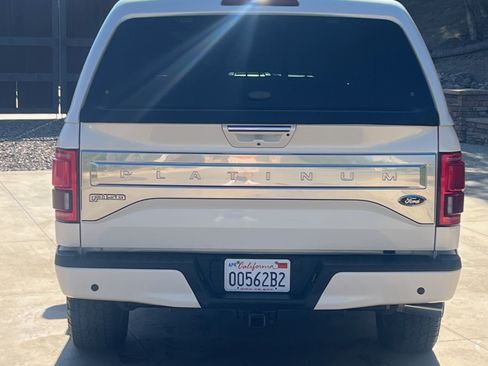 Used 2016 Ford F150 Platinum w/ Equipment Group 701A Luxury image 9