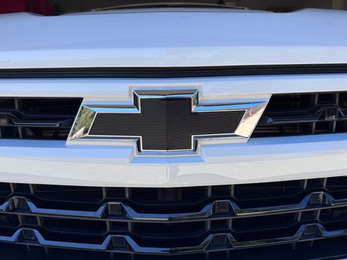 Used 2023 Chevrolet Silverado 1500 RST w/ Z71 Off-Road Package AWD/4WD image 18