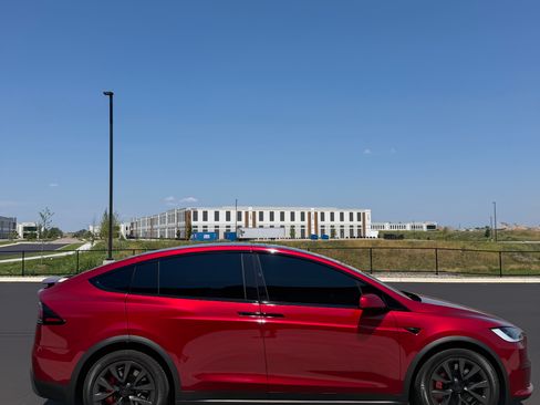 Used 2024 Tesla Model X Plaid AWD/4WD image 1