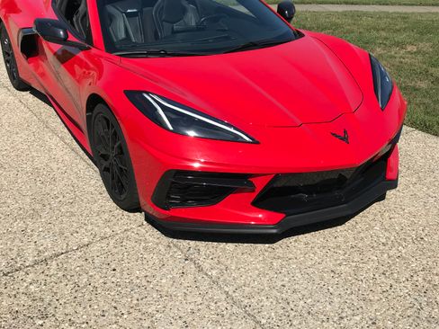 Used 2023 Chevrolet Corvette Stingray Coupe w/ Z51 Performance Package image 2