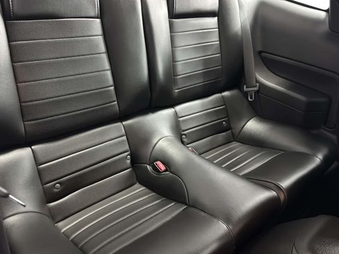 Used 2007 Ford Mustang Shelby GT500 RWD image 13