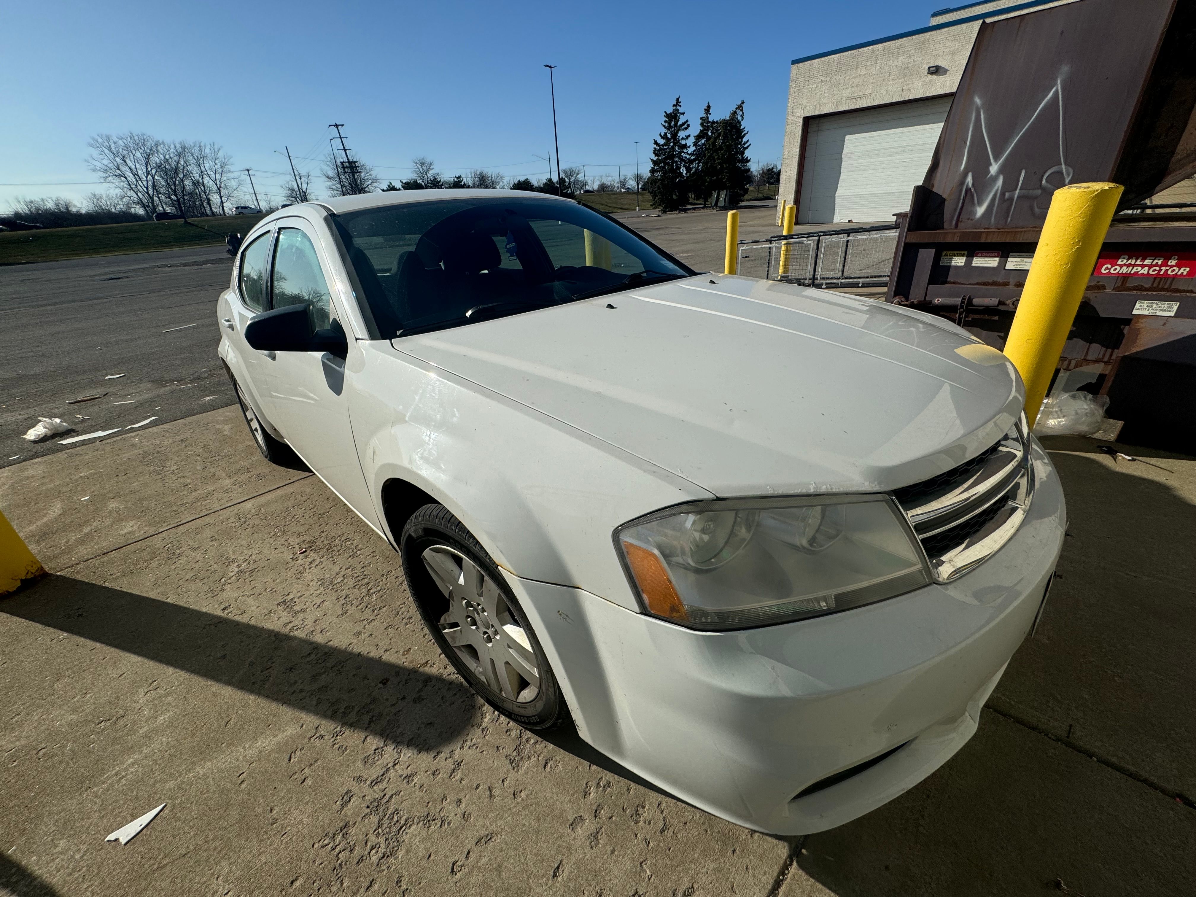 Used 2012 Dodge Avenger SE FWD image 5