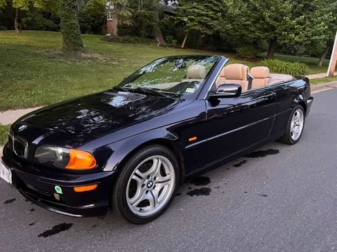 Used 2001 BMW 325Ci Convertible RWD image 1