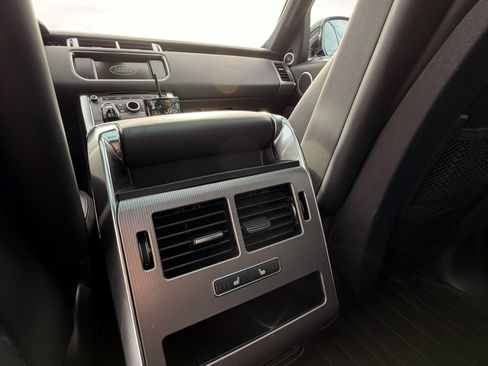 Used 2016 Land Rover Range Rover Sport HSE image 9