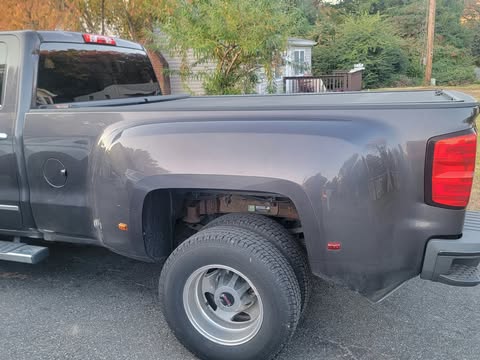 Used 2015 GMC Sierra 3500 Denali w/ Duramax Plus Package AWD/4WD image 2