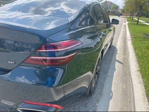 Used 2022 Genesis G70 3.3T image 9