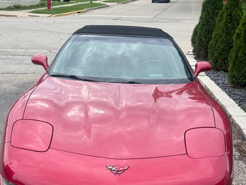 Used 2001 Chevrolet Corvette Convertible w/ Preferred Equipment Group2 RWD image 1