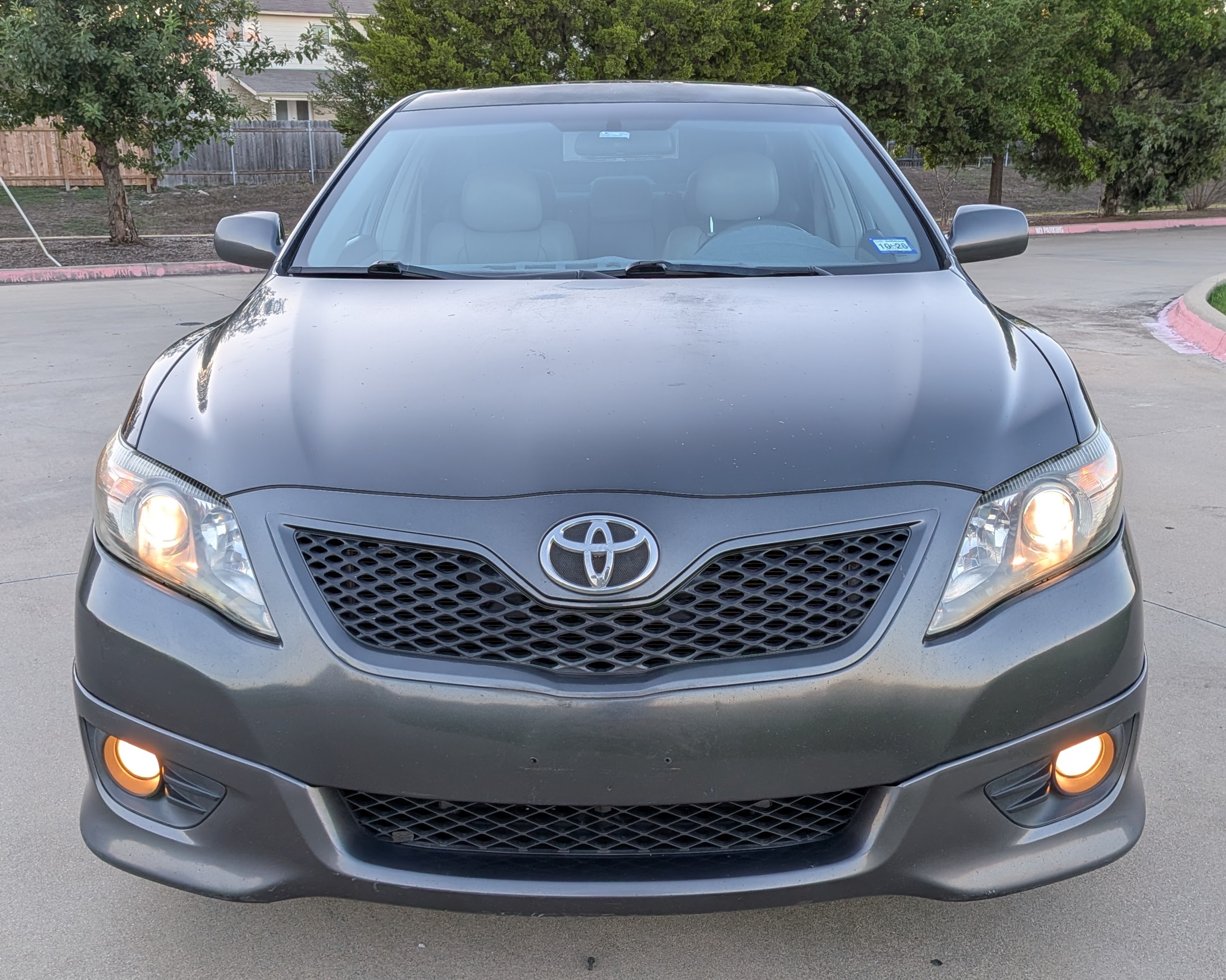 Used 2011 Toyota Camry SE w/ Sport Leather Pkg FWD image 25