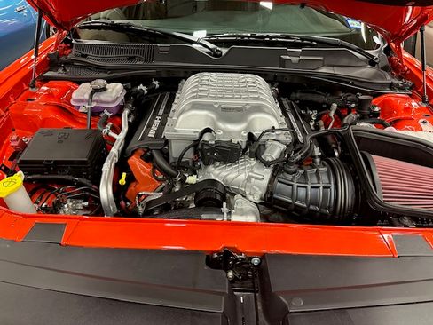 Used 2023 Dodge Challenger SRT Hellcat image 5